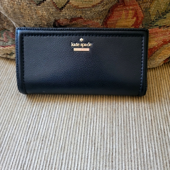 kate spade Handbags - Kate Spade Medium Black Wallet